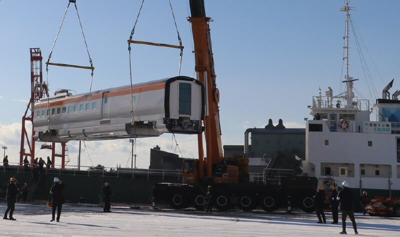 特殊な輸送手段